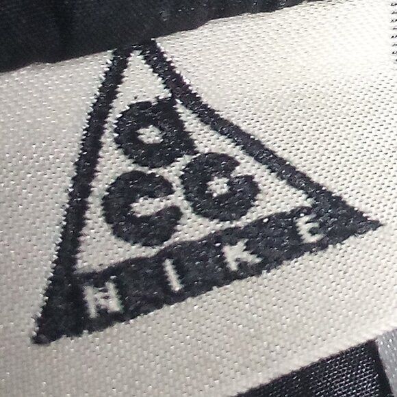 Nike ACG Vintage 90s Nike ACG Wind Pants Joggers Trainers Size US 32 / EU 48 - 4 Thumbnail