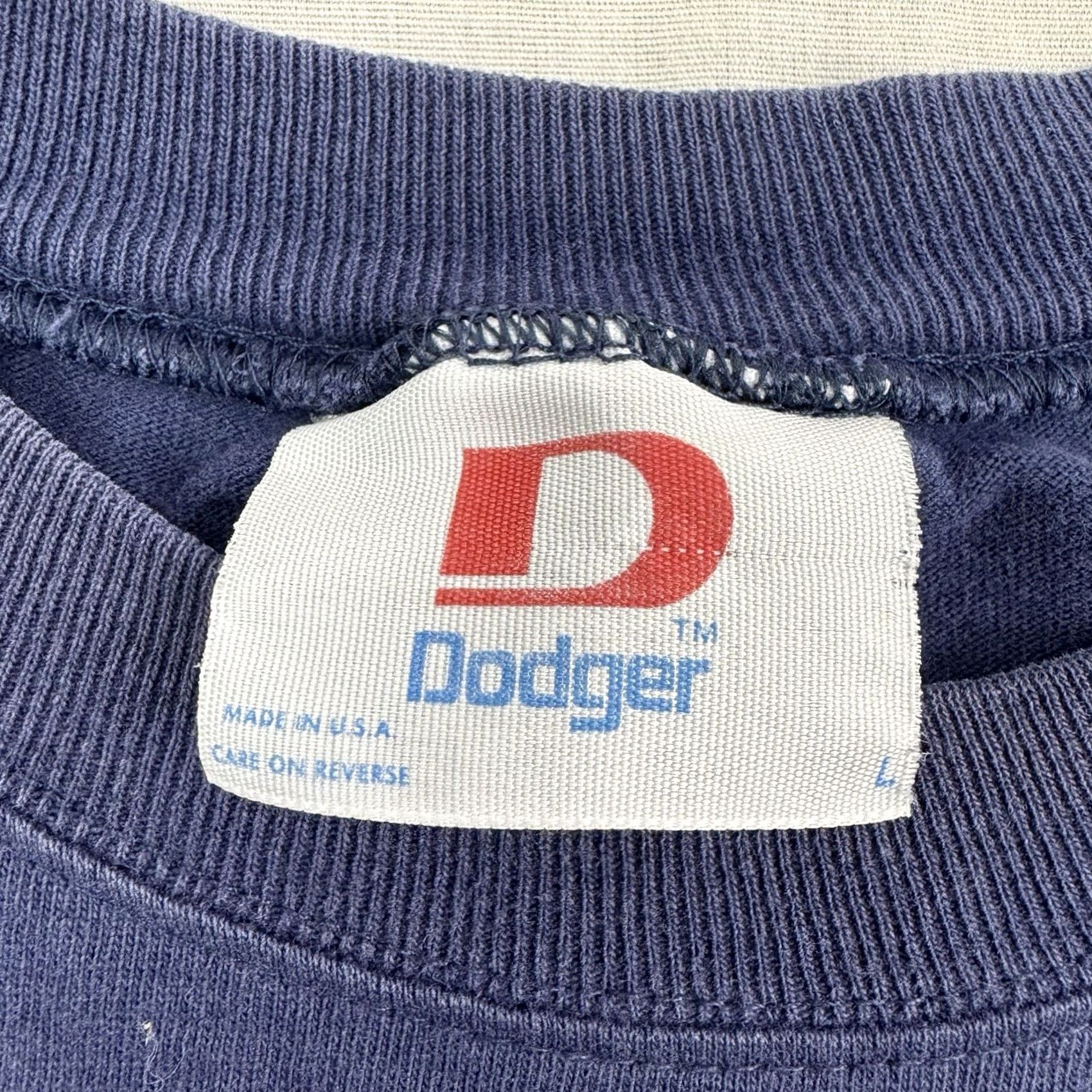 Vintage VINTAGE Dodger University T Shirt Mens Adult L Navy Blue Cotton 90s College Crew Neck Short Sleeve Solid Size US L / EU 52-54 / 3 - 6 Thumbnail