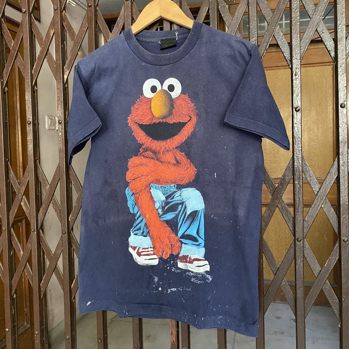 Band Tees Vintage Elmo T-Shirt Jim Henson Sesame Street 1990 shirt Size US M / EU 48-50 / 2 - 2 Thumbnail