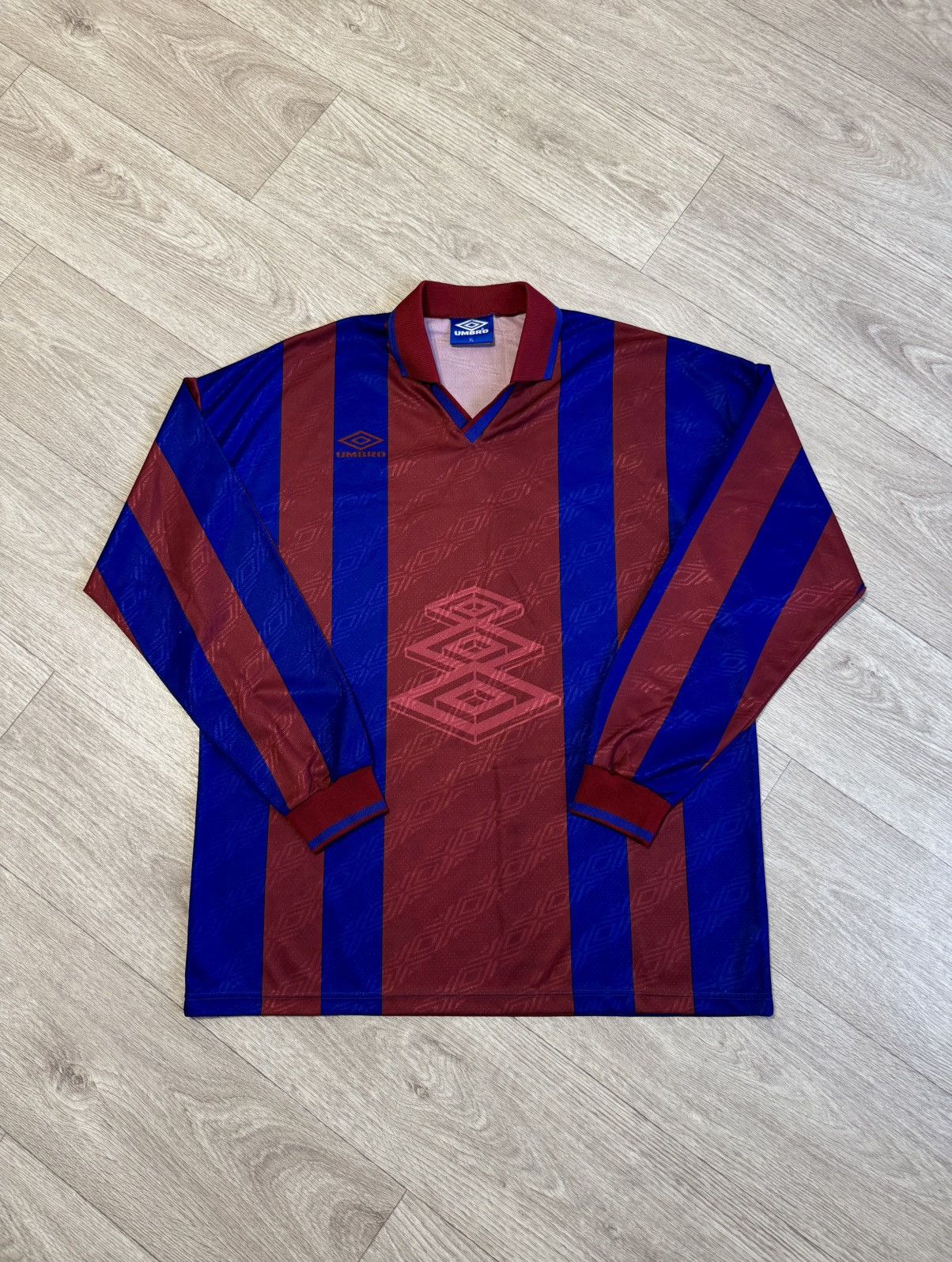 Umbro 🔷Vintage Umbro Long sleeve Soccer jersey 90s🔷🔷 Size US XL / EU 56 / 4 - 1 Thumbnail