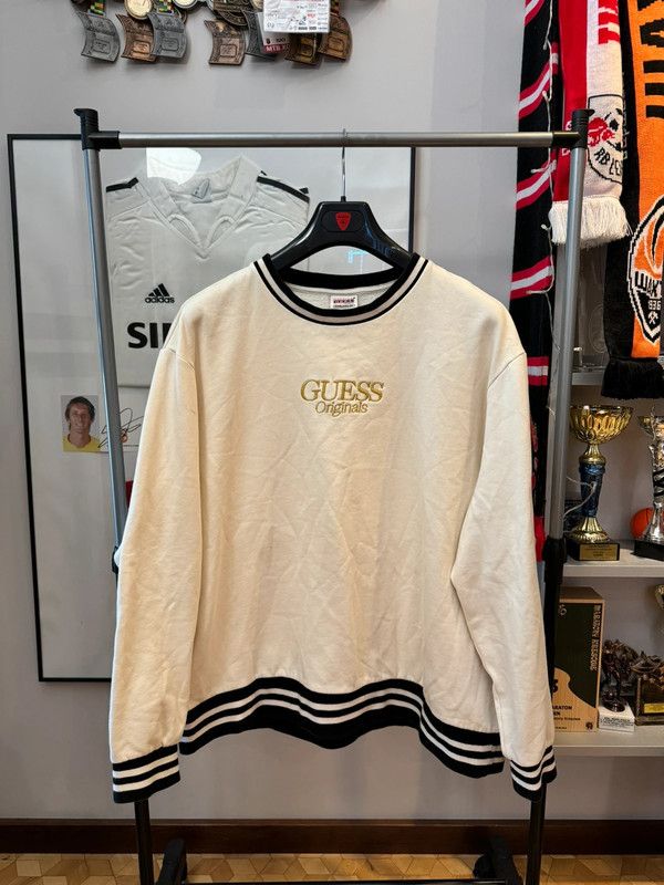 Guess Guess Originals Beige Cream Sweatshirt XL Size US XL / EU 56 / 4 - 1 Thumbnail
