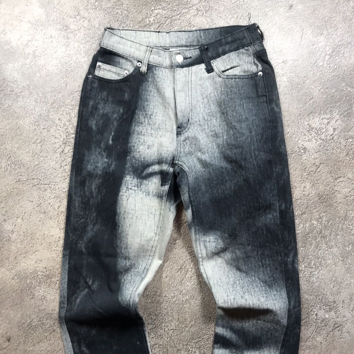 Vintage Vintage Y2K Cheap Monday Distressed Baggy Jeans Grunge 26 Size US 26 / EU 42 - 3 Thumbnail