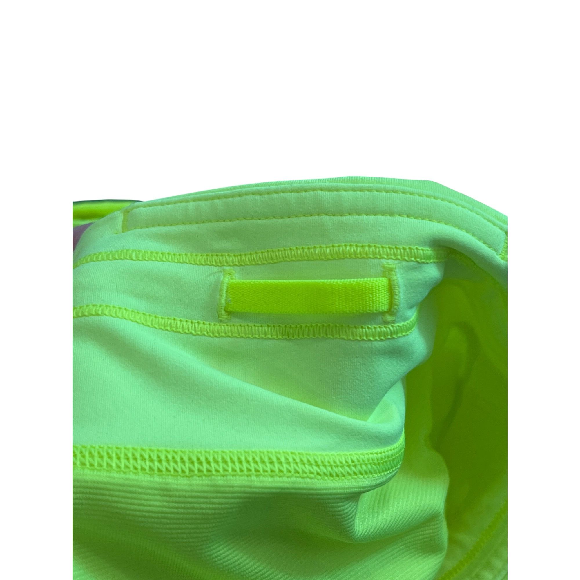 Lululemon 𝓛𝓾𝓵𝓾𝓵𝓮𝓶𝓸𝓷 Speed Up Low-Rise Short Size 6 2.5" inse Size 26" / US 2 / IT 38 - 7 Thumbnail