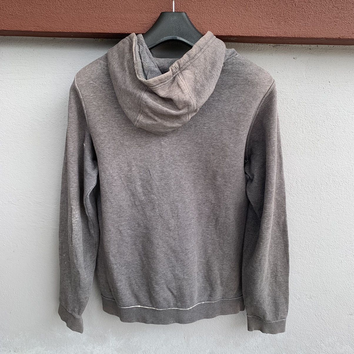 Nike Thrashed Faded Y2K Nike Hoodie Size US M / EU 48-50 / 2 - 5 Thumbnail
