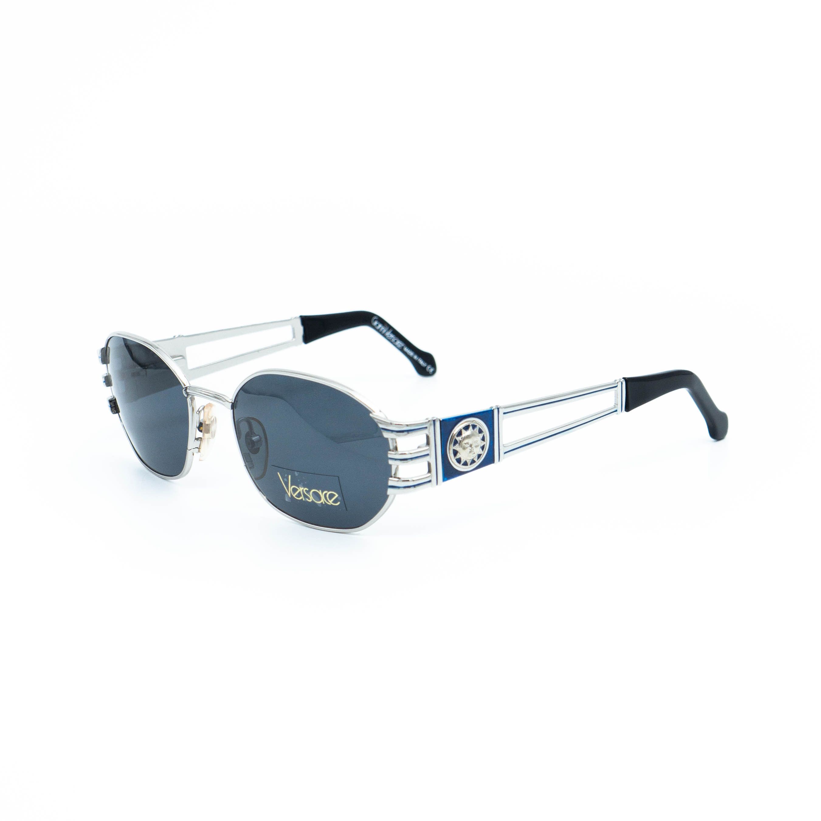 Rare Vintage Gianni‎ Versace silver tone Medusa Oval Sunglasses Versace × Vintage GIANNI VERSACE MOD 3047 Oval Silver Blue  main image 2