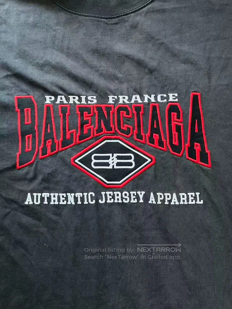 Balenciaga Balenciaga Batman Logo Letter Retro Distressed Short Sleev Size US S / EU 44-46 / 1 - 3 Thumbnail