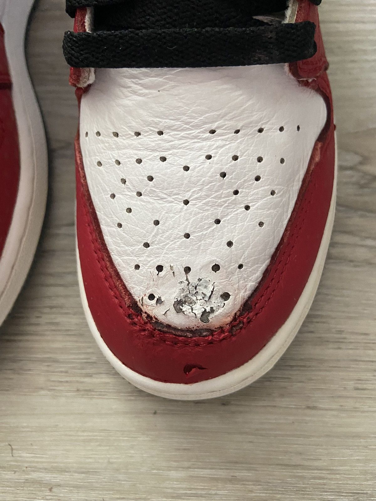 Jordan Brand Jordan 1 High OG Origin Story GS Chicago Size US 6.5 / EU 39-40 - 6 Thumbnail
