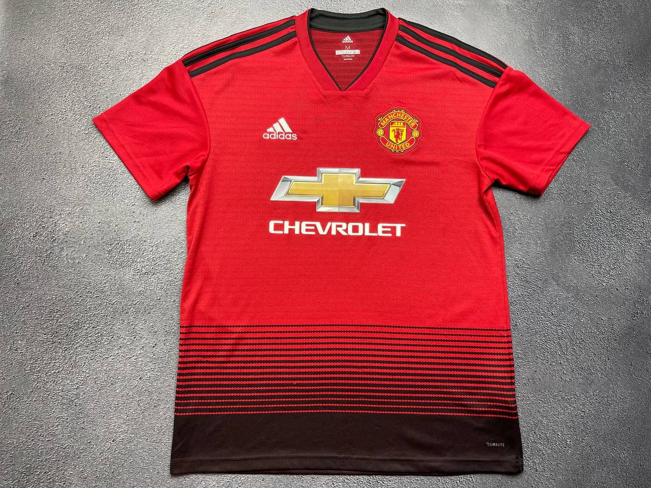 Adidas Manchester United 2019/2020 Home Shirt Size M Size US M / EU 48-50 / 2 - 1 Thumbnail