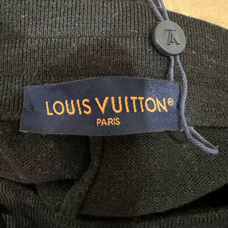 Louis Vuitton Louis Vuitton size m Alphabetical corset knit sweatpants Size US 28 / EU 44 - 3 Thumbnail