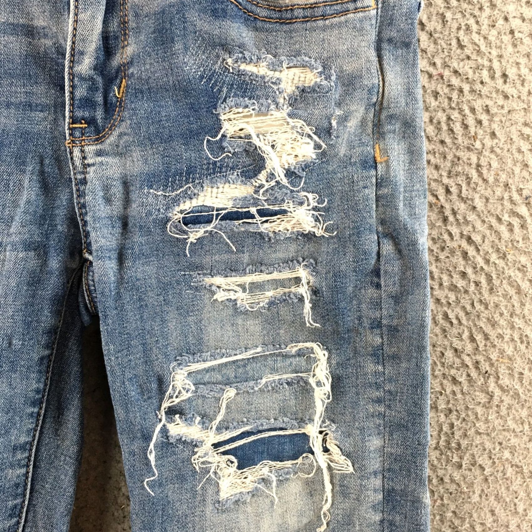 American Eagle Outfitters American Eagle Jeans Womens 00 Short Skinny Low Rise Zip Fly Distressed Blue Jeans Size 24" / US 00 / IT 34 - 5 Thumbnail