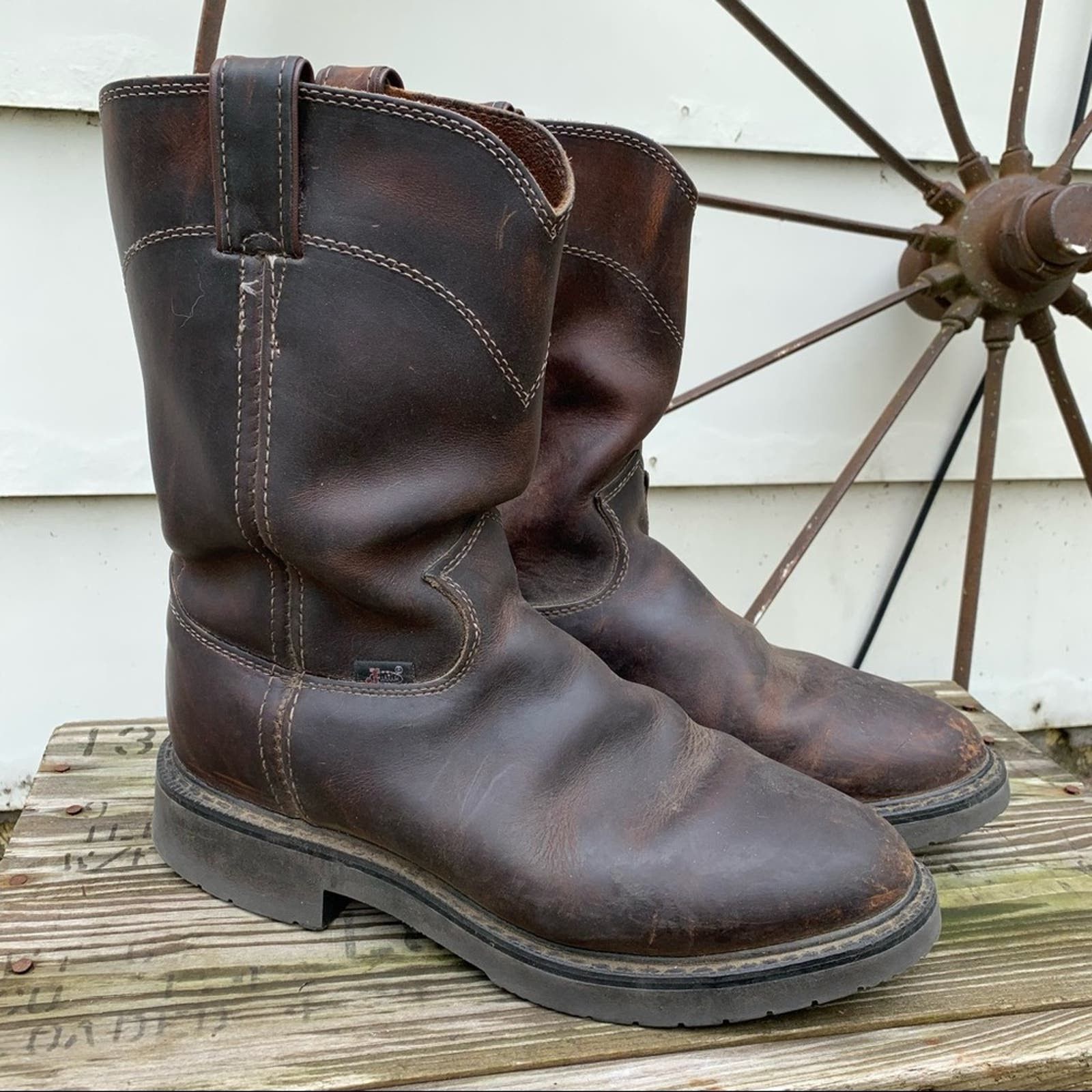 Justin Boots Justin Mens Original Conductor Pull On Work Boots 8 1/2 D