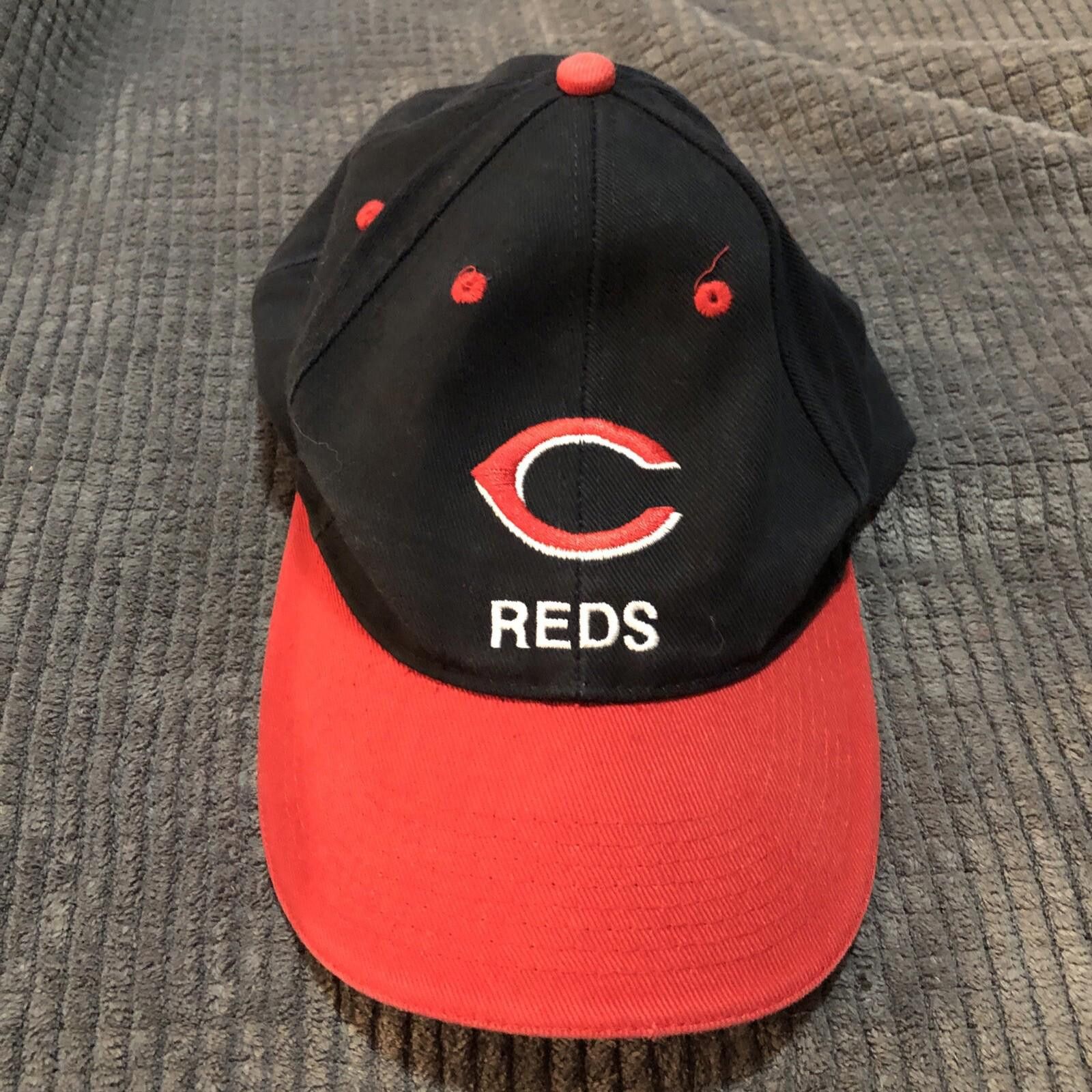 Designer Cincinnati Reds Genuine Merchandise SnapBack Hat Preowned Size ONE SIZE - 1 Thumbnail
