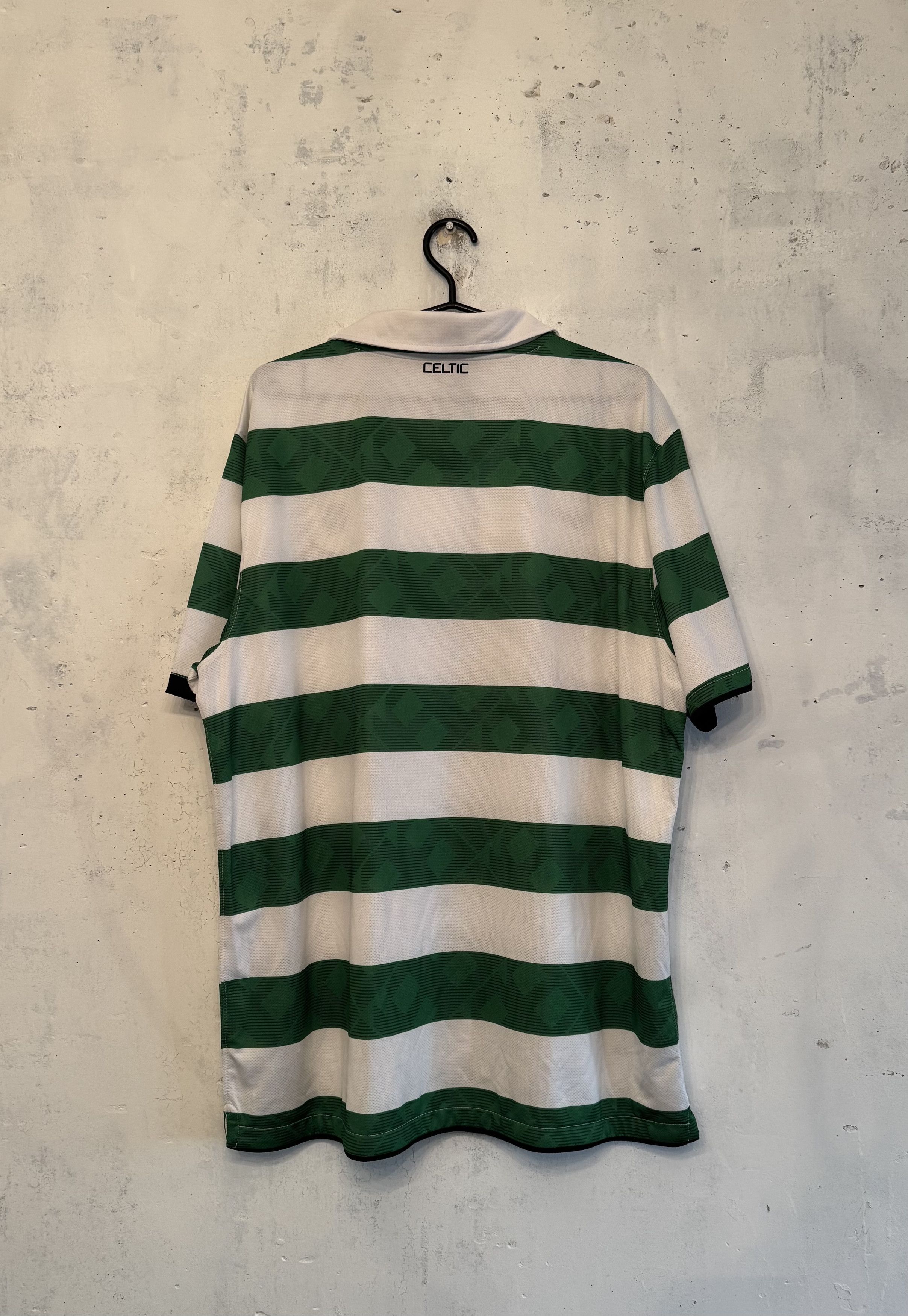 Nike Celtic 2010 2012 Nike Home Football Soccer Jersey Shirt Size US XL / EU 56 / 4 - 2 Thumbnail