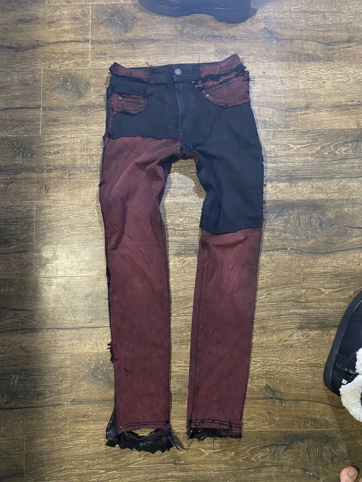 Le Grande Bleu (L.G.B.) pierced patchwork denim Size US 31 - 1 Thumbnail