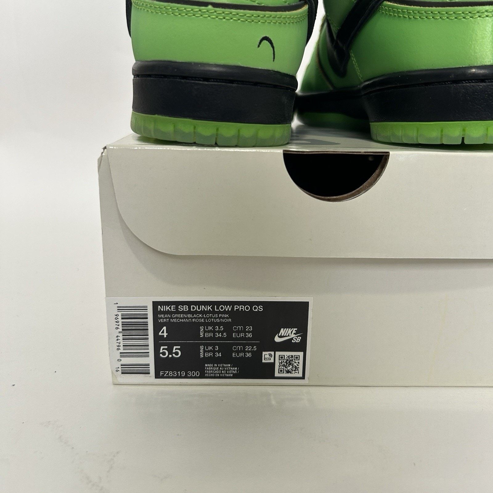 Nike Nike SB Dunk Low QS The Powerpuff Girls “Buttercup” Size US 5.5 / IT 35.5 - 5 Thumbnail