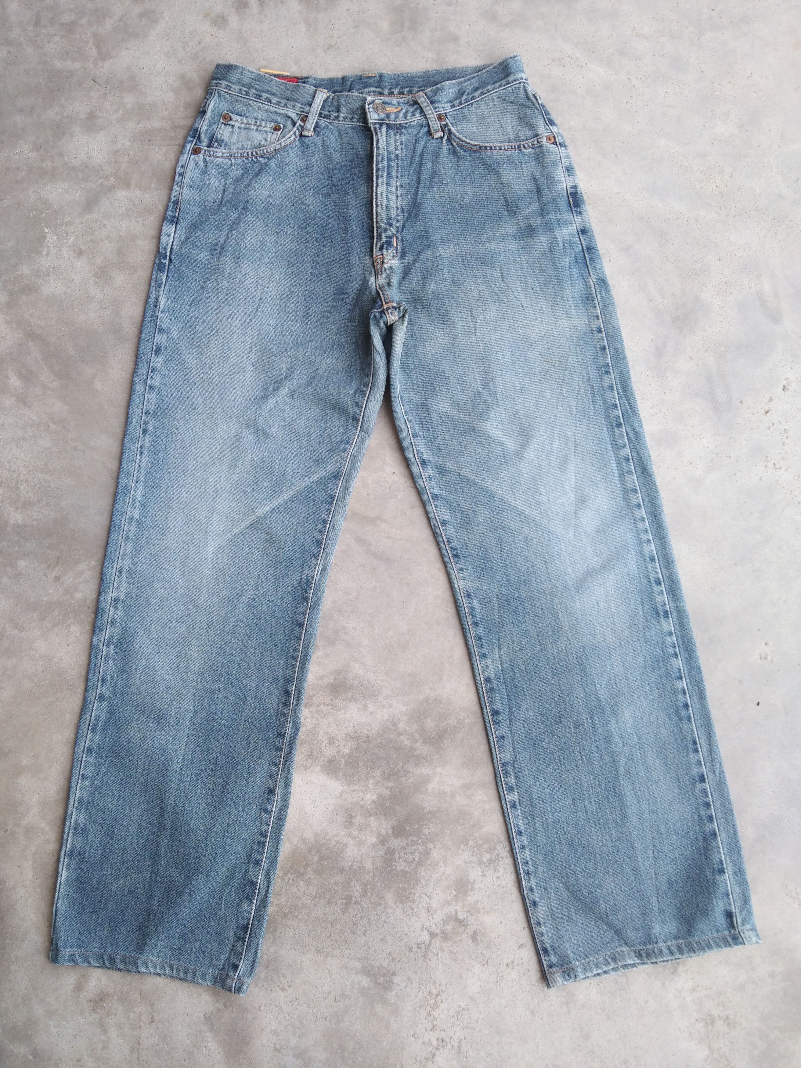 Japanese Brand Vintage Edwin Faded Blue Straight Leg Distressed Jeans Size US 30 / EU 46 - 2 Thumbnail