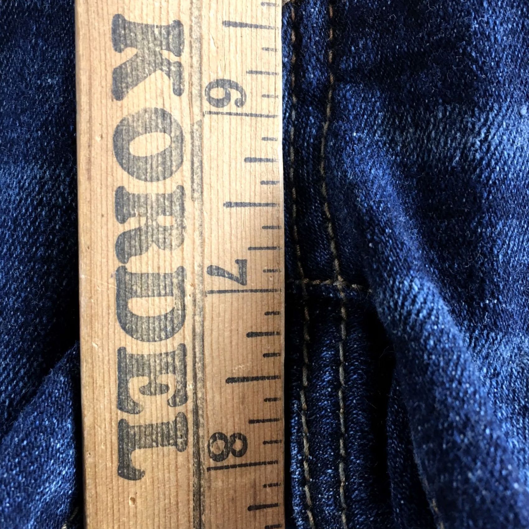 American Eagle Outfitters American Eagle Outfitters Denim Cuffed Shorts Womens 00 Blue Mid Rise Zip Fly Adult Regular Size 00 Blue Denim Shorts Size 24" / US 00 / IT 34 - 6 Thumbnail