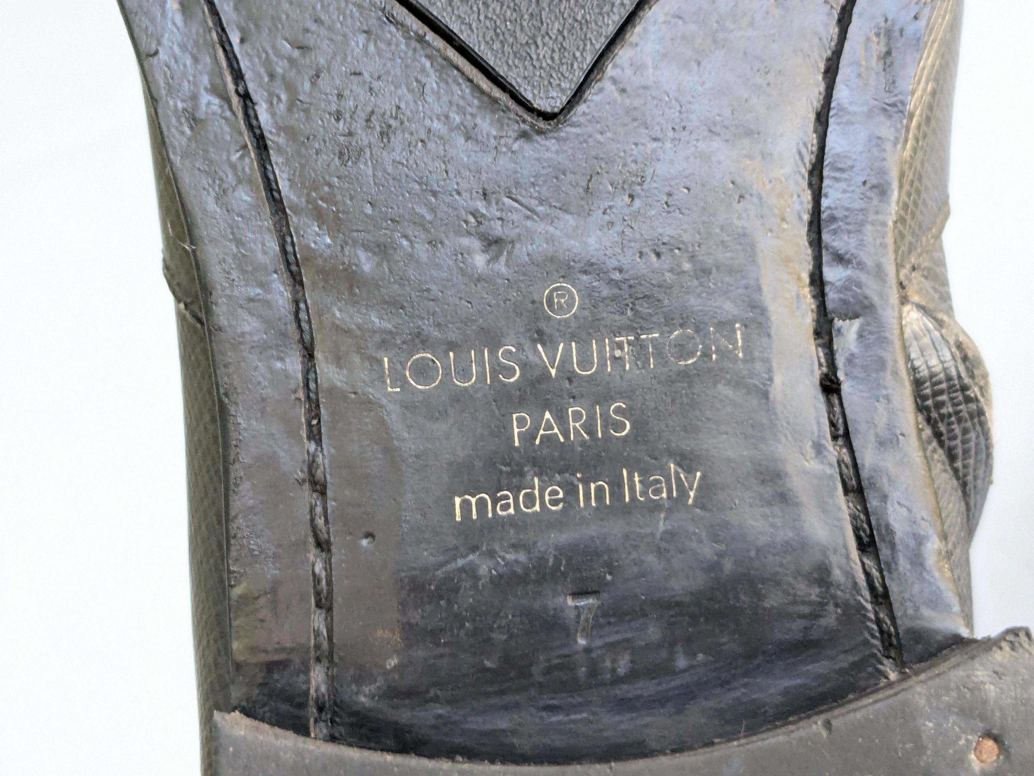 Louis Vuitton Louis Vuitton Side Zip Boots Gray Black Leather 8 Chelsea Size US 8 / EU 41 - 15 Thumbnail