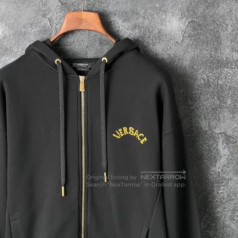 Versace VERSACE Embroidered Cotton Hoodie. Size US XS / EU 42 / 0 - 3 Thumbnail