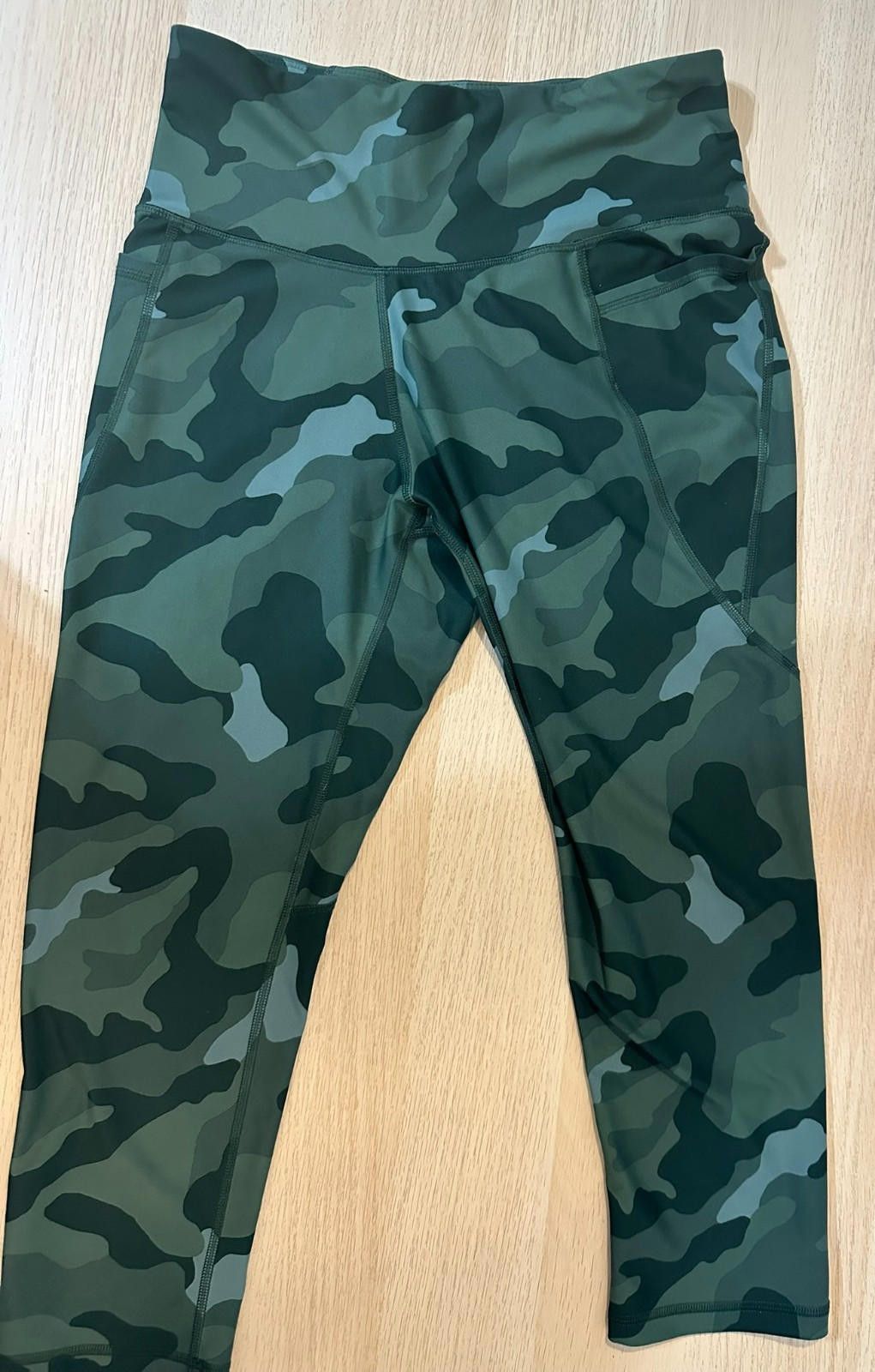 Old Navy Old Navy Active Elevate Go-Dry Leggings Women’s Size L Size 36" / US 14 / IT 50 - 2 Thumbnail