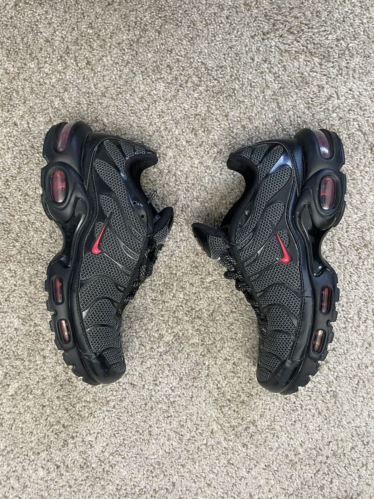 Nike Nike Air Max Plus Bred Size US 8.5 / EU 41-42 - 4 Thumbnail