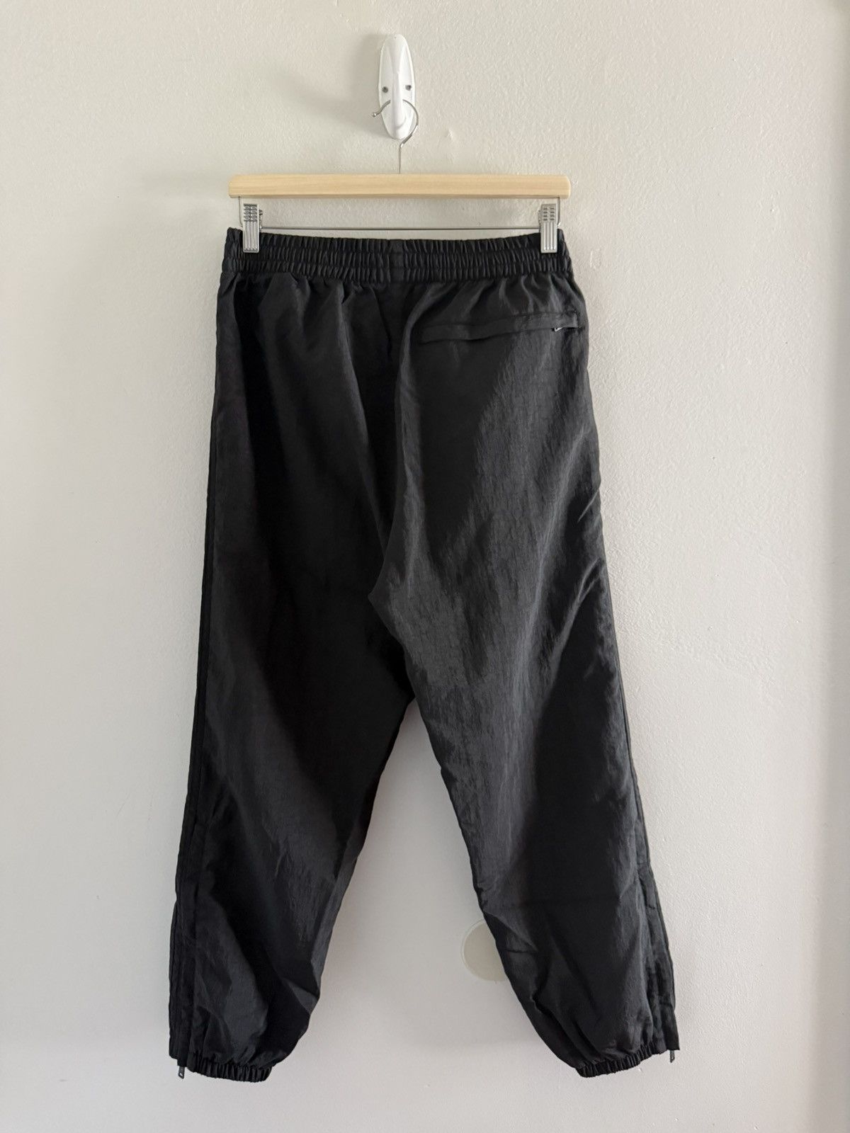 Adidas × Kanye West SAMPLE Yeezy Season 5 Adidas Calabasas Logo Mesh Track Pants Size US 32 / EU 48 - 9 Thumbnail