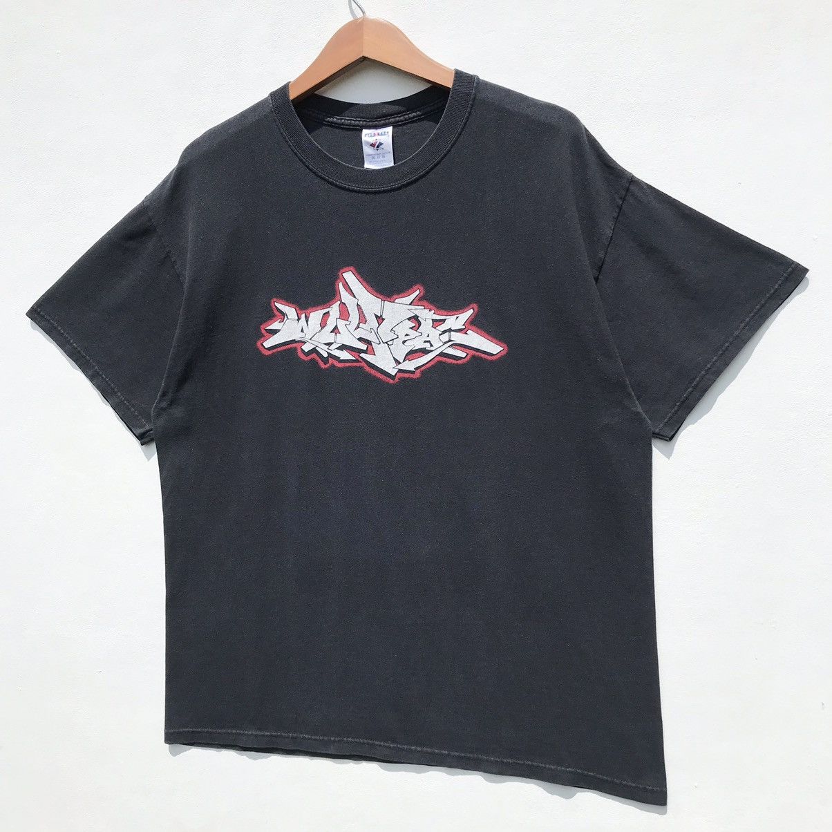 Band Tees 🔥Rare🔥Vintage Wolfpac Rap Rock Band Bloodhound Gang SunFaded Size US XL / EU 56 / 4 - 4 Thumbnail
