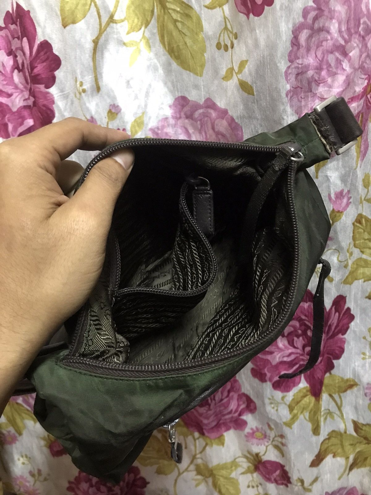 Prada Authentic Prada Tape Shoulder Hobo Size ONE SIZE - 4 Thumbnail