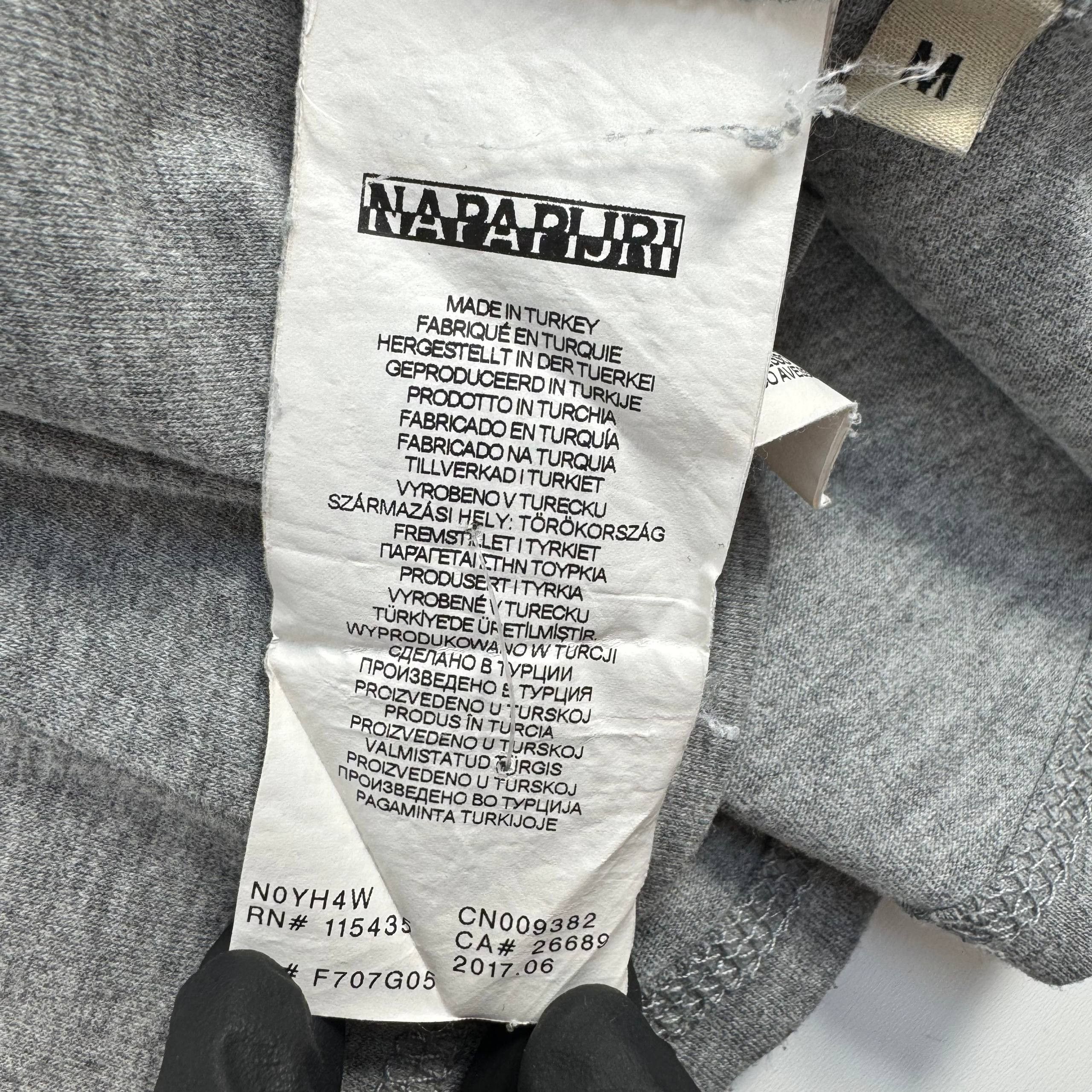 Napapijri Napapijri 1987 Logo Long Sleeve T-Shirt Grey Mens Size M Size US M / EU 48-50 / 2 - 6 Thumbnail