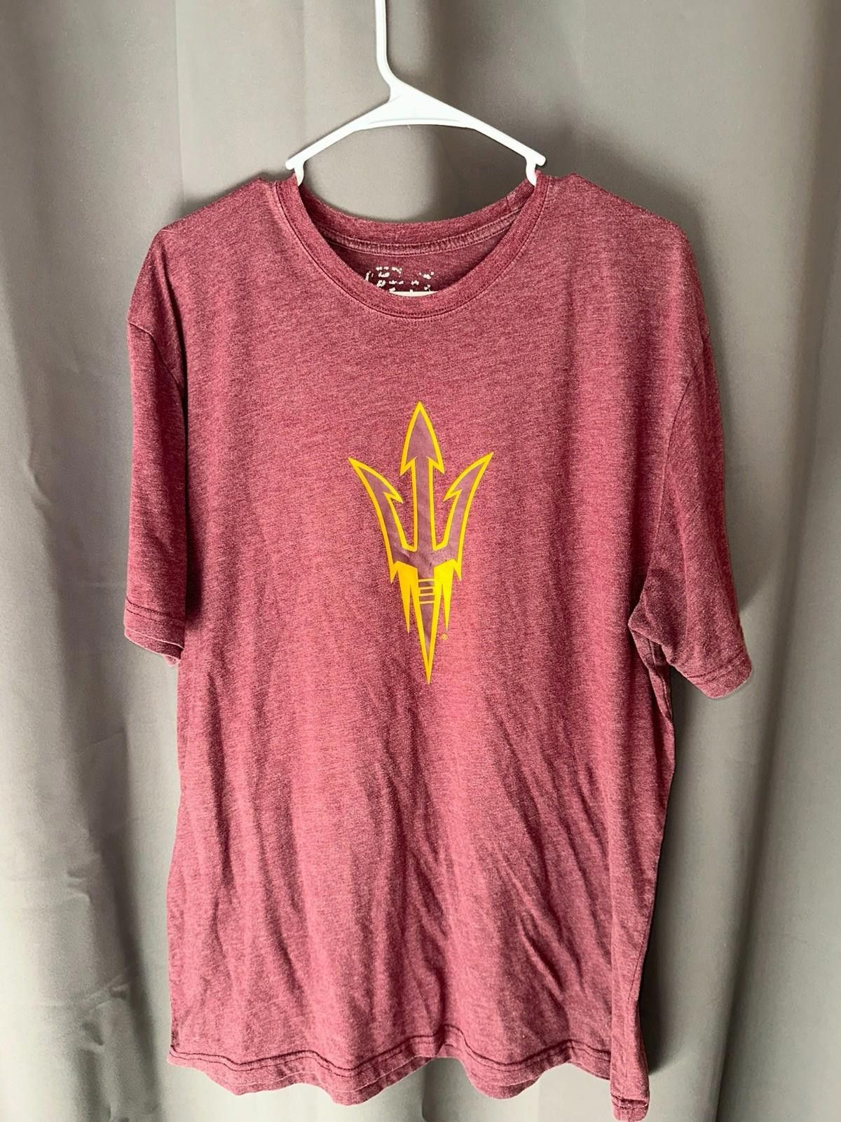 The Unbranded Brand ASU Sun Devils Tee L Maroon Trident Logo Size US L / EU 52-54 / 3 - 2 Thumbnail