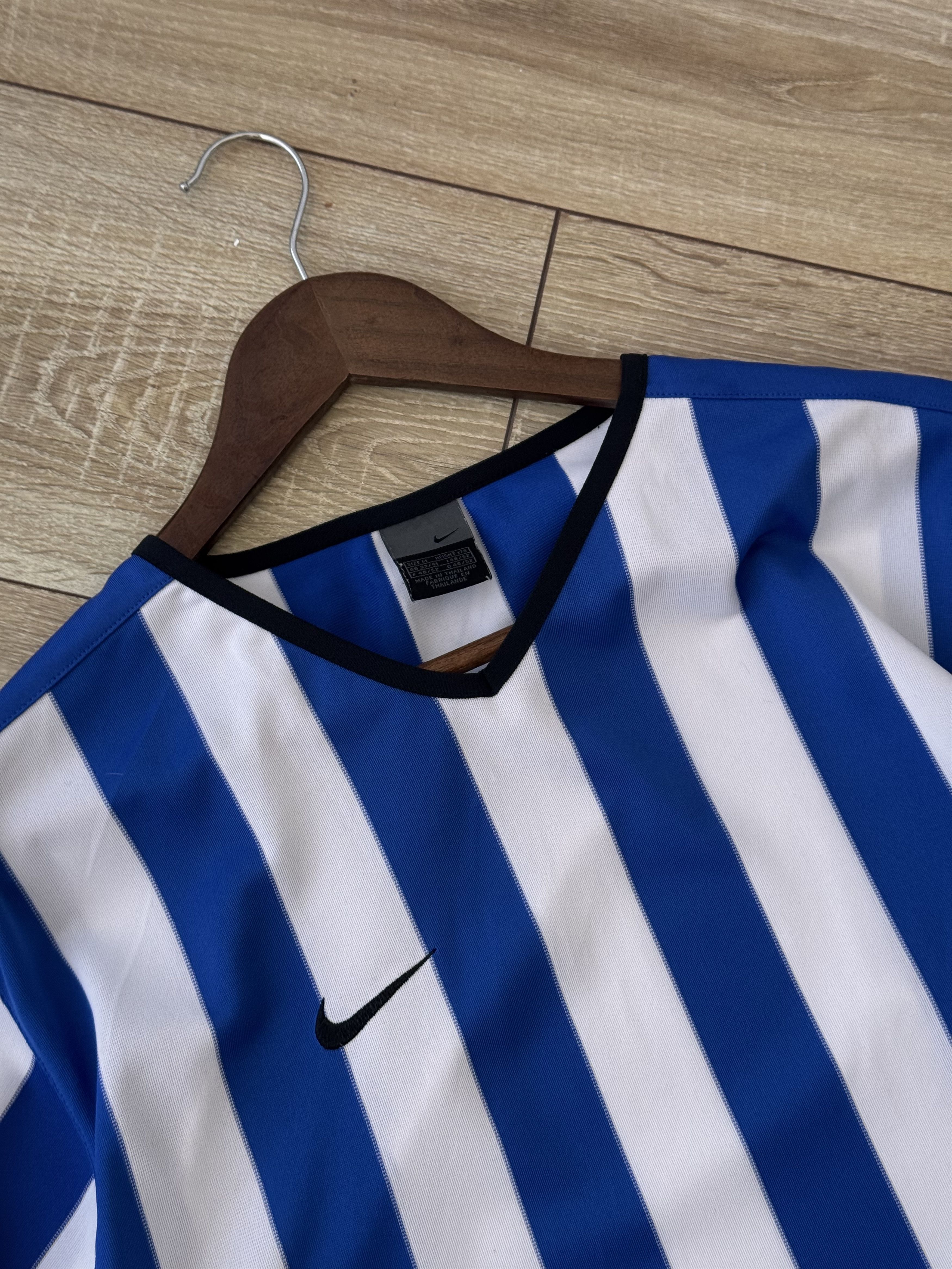 Nike Vintage Nike Streetwear Japanese Blue&White Striped Jersey Size US M / EU 48-50 / 2 - 9 Thumbnail
