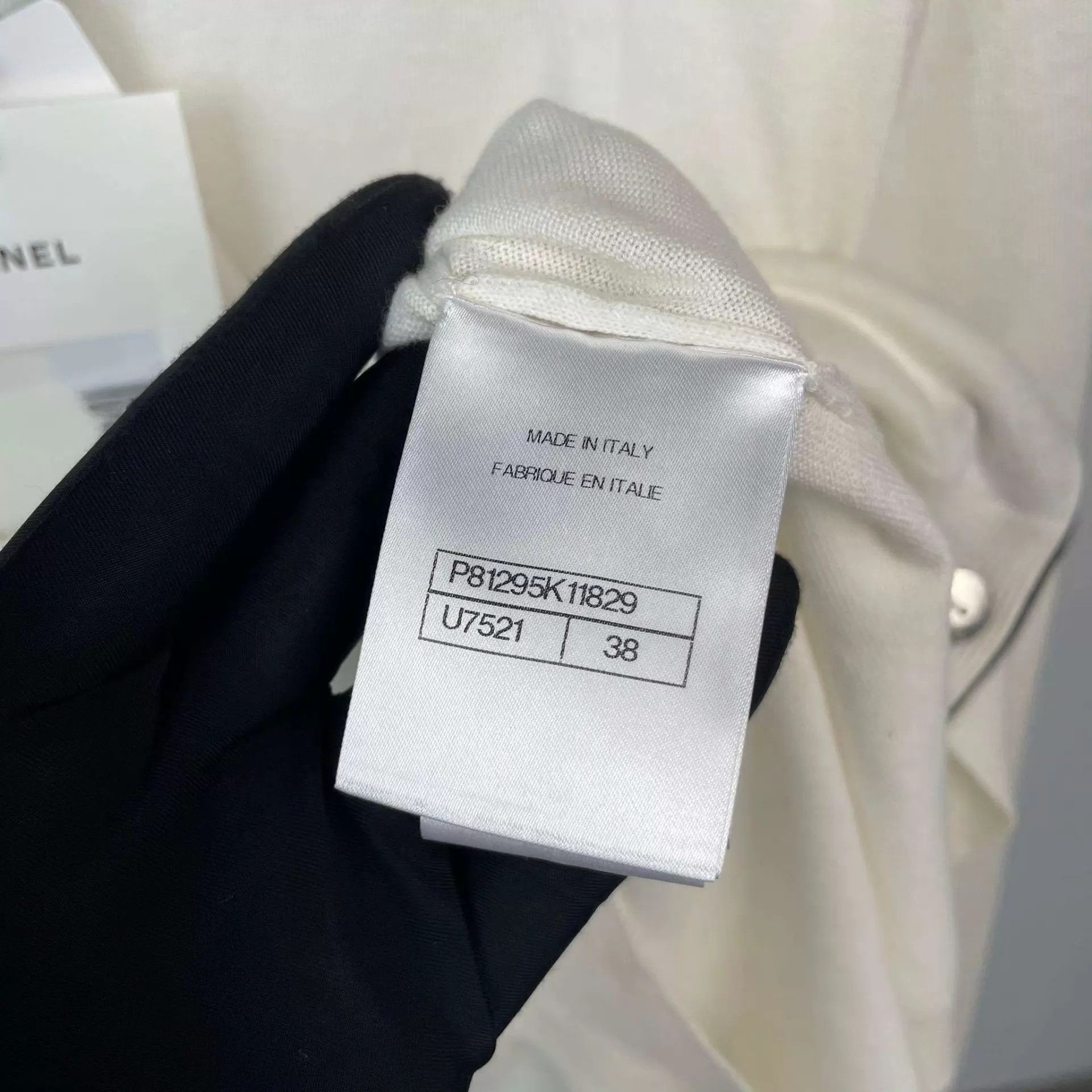 Chanel Chanel 26P Cotton Long Sleeve White Cardigan 38 99 New Size S / US 4 / IT 40 - 5 Thumbnail