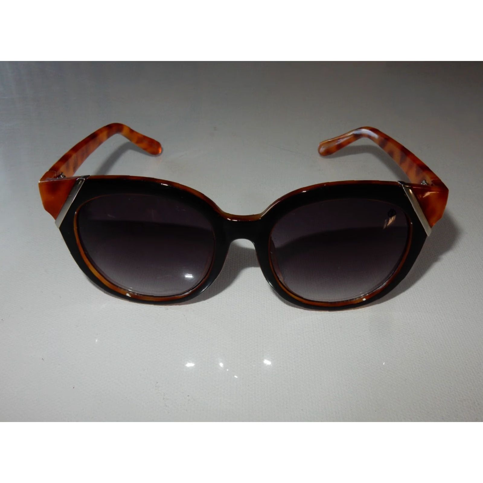 Vintage VINTAGE JLO Jennifer Lopez Women Sunglasses Brown Small Scratches 80s Size ONE SIZE - 2 Thumbnail