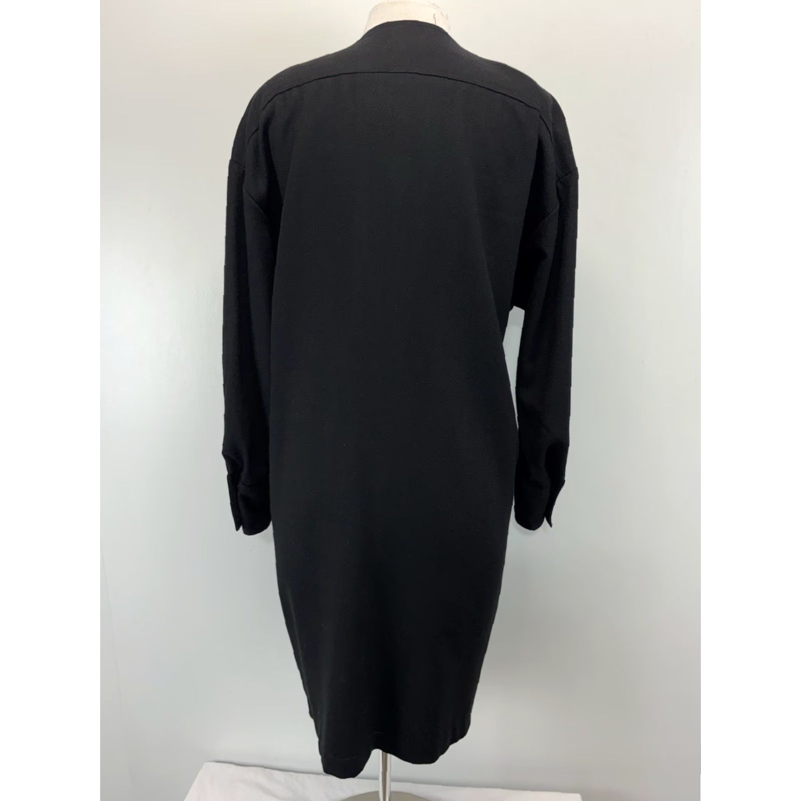 Vintage VINTAGE Eneste Wool Dress Womens 8 Shift Large Gold Buttons 80s Minimalist Black Wool 1980s Mens? Ladies? Size M / US 6-8 / IT 42-44 - 3 Thumbnail
