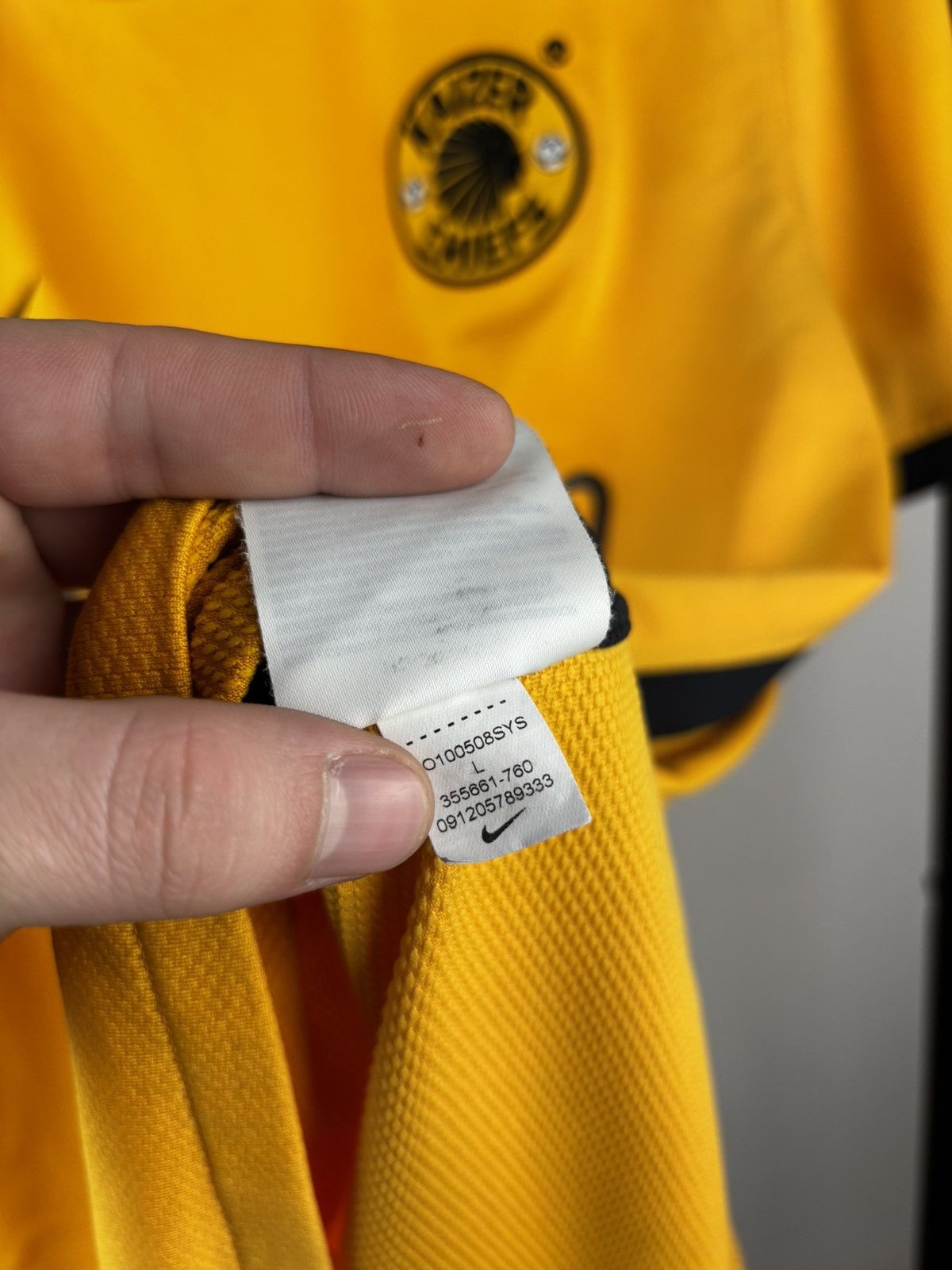 Vintage Nike Kaizer Chiefs home soccer jersey size L Size US L / EU 52-54 / 3 - 7 Thumbnail
