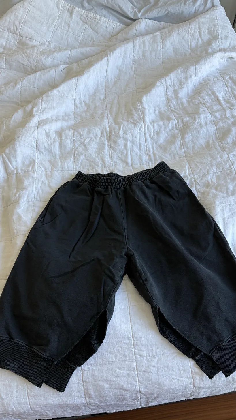 MM6 MM6 Maison Margiela × SSENSE Exclusive Washed Black Shorts Size US 38 / EU 54 - 1 Thumbnail