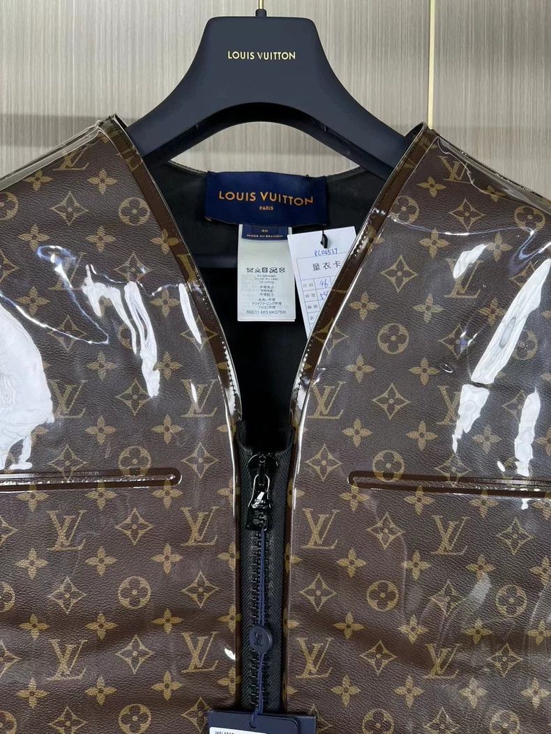 Louis Vuitton Louis Vuitton Inflatable with presbyopia vest 2501-Nextarro Size 46R - 3 Thumbnail