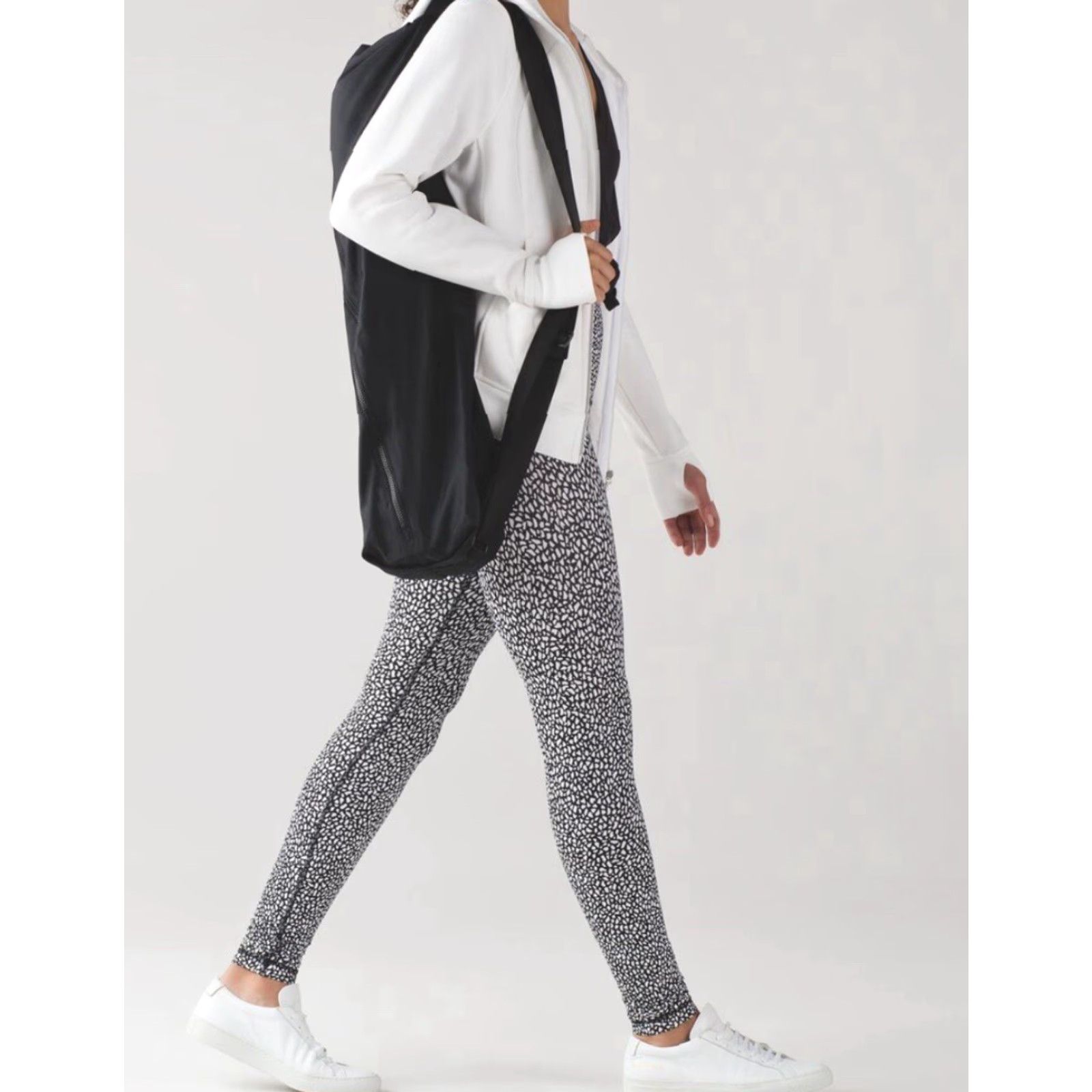 Lululemon Lululemon Wunder Under Pant Hi-Rise Miss Mosaic Black White 4 Multicolor Full On Luon Knit Size 27" / US 4 / IT 40 - 4 Thumbnail