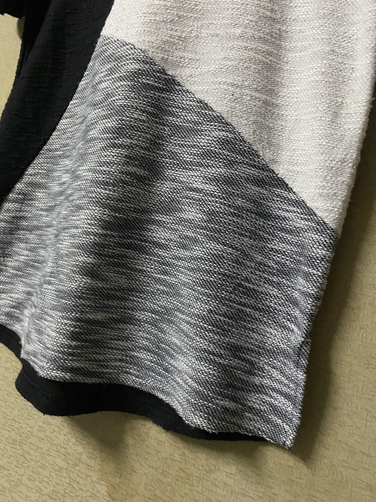 In The Attic IN THE ATTIC HOMME Half Sleeves Blend Colour Block Hoodie Size US M / EU 48-50 / 2 - 5 Thumbnail