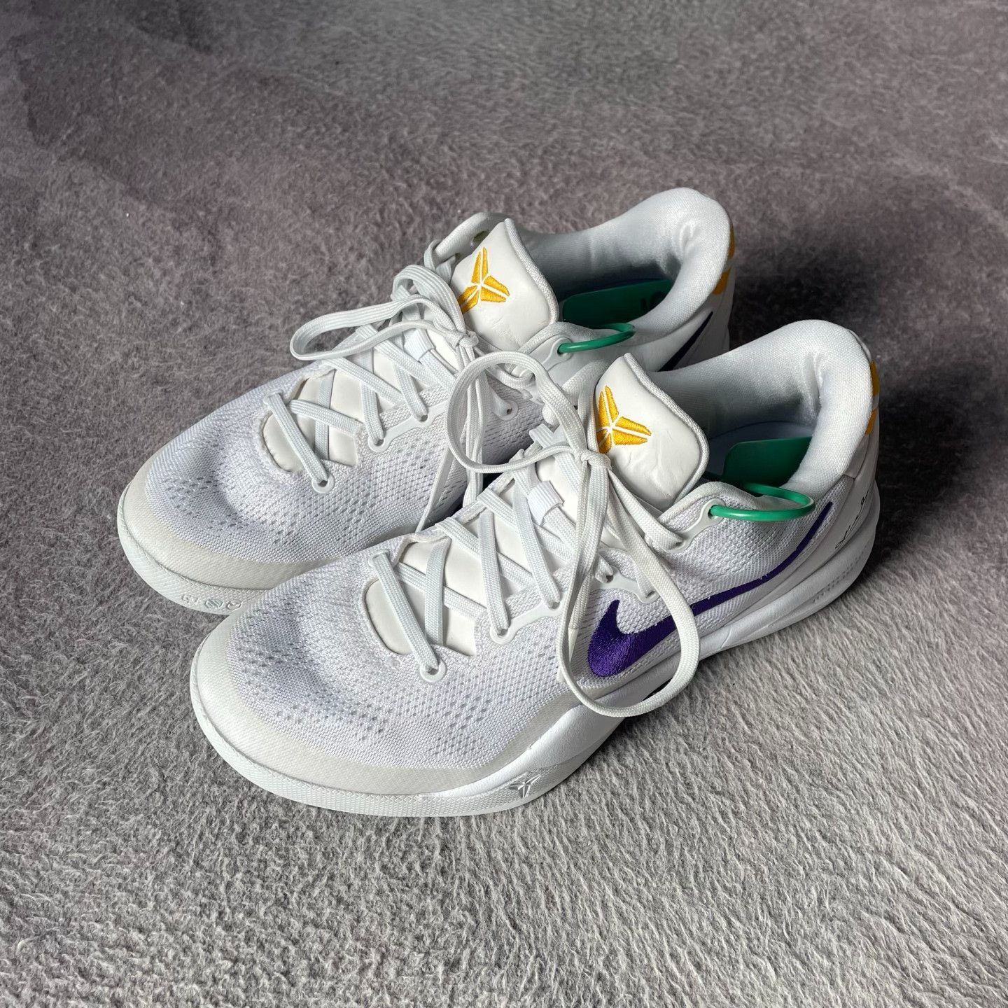 Nike Nike White Lowtop Sneakers 40 Men Size US 7.5 / EU 40-41 - 1 Thumbnail