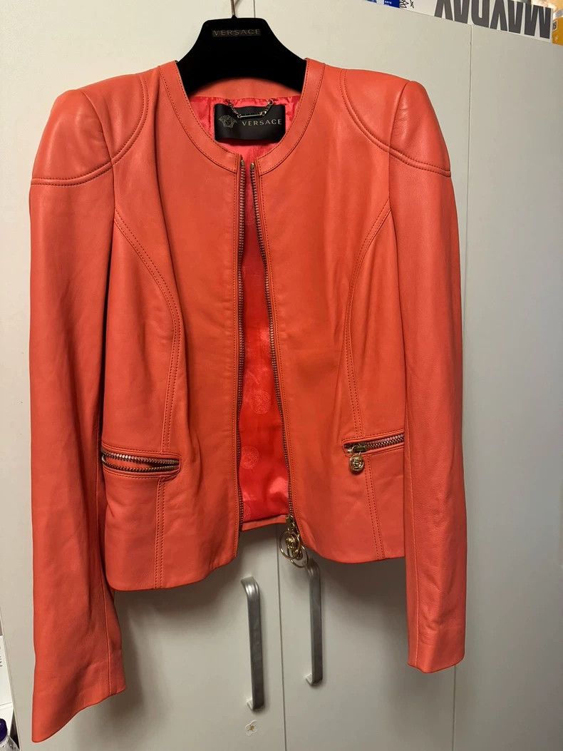 Versace Versace Sheepskin cropped blazer Size S / US 4 / IT 40 - 1 Thumbnail