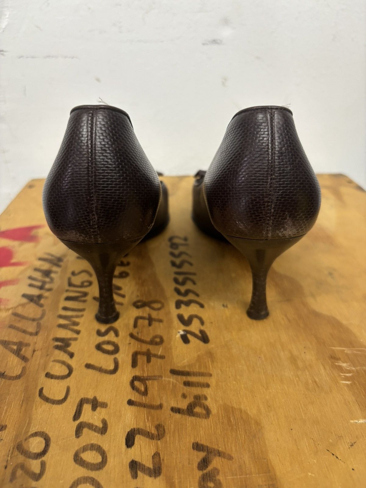 Salvatore Ferragamo Salvatore Ferragamo dark brown pebble leather kitten heel Size US 7.5 / IT 37.5 - 4 Thumbnail