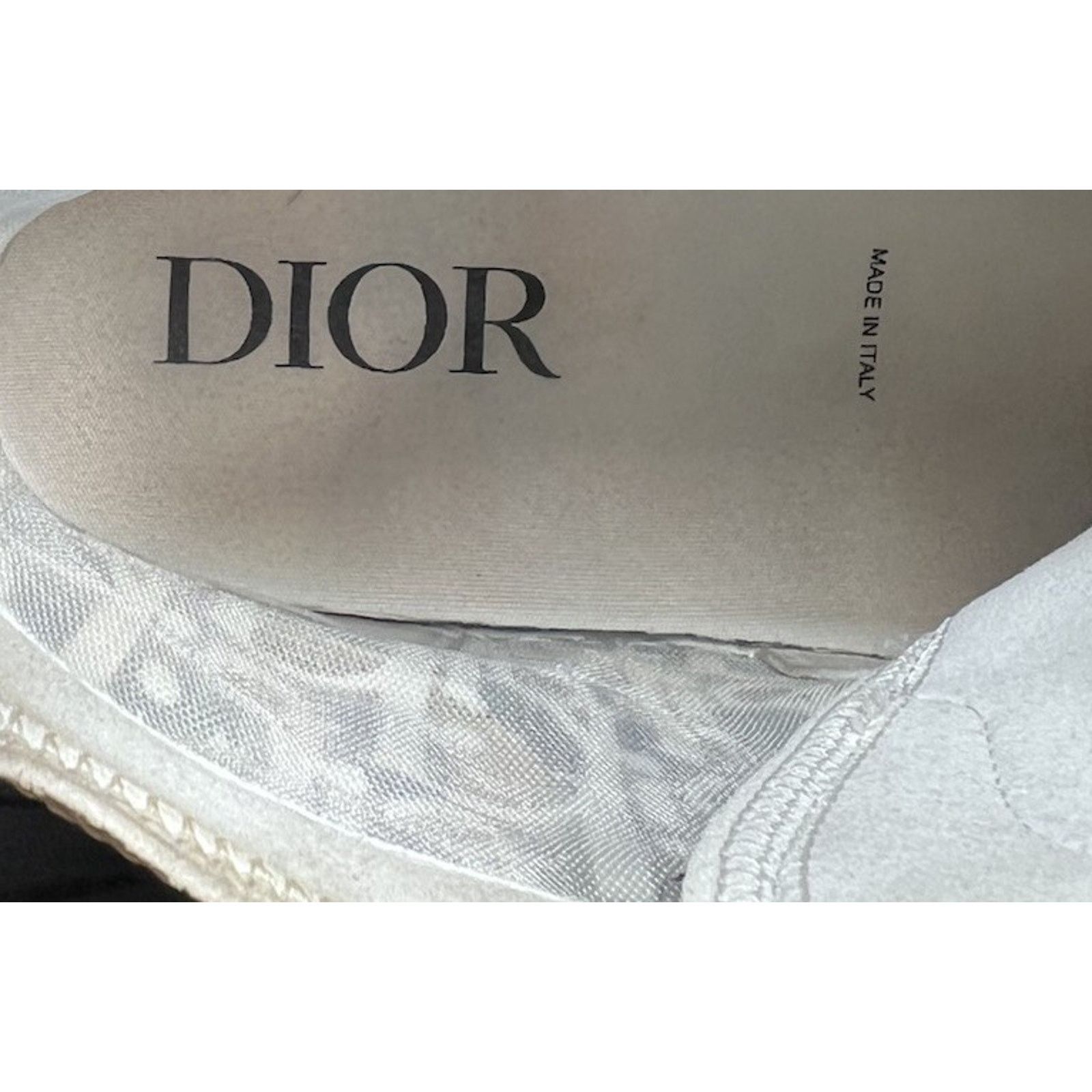 Dior Size 41EU/8US - Dior B23 High Top Daniel Arsham Size US 8 / EU 41 - 10 Thumbnail
