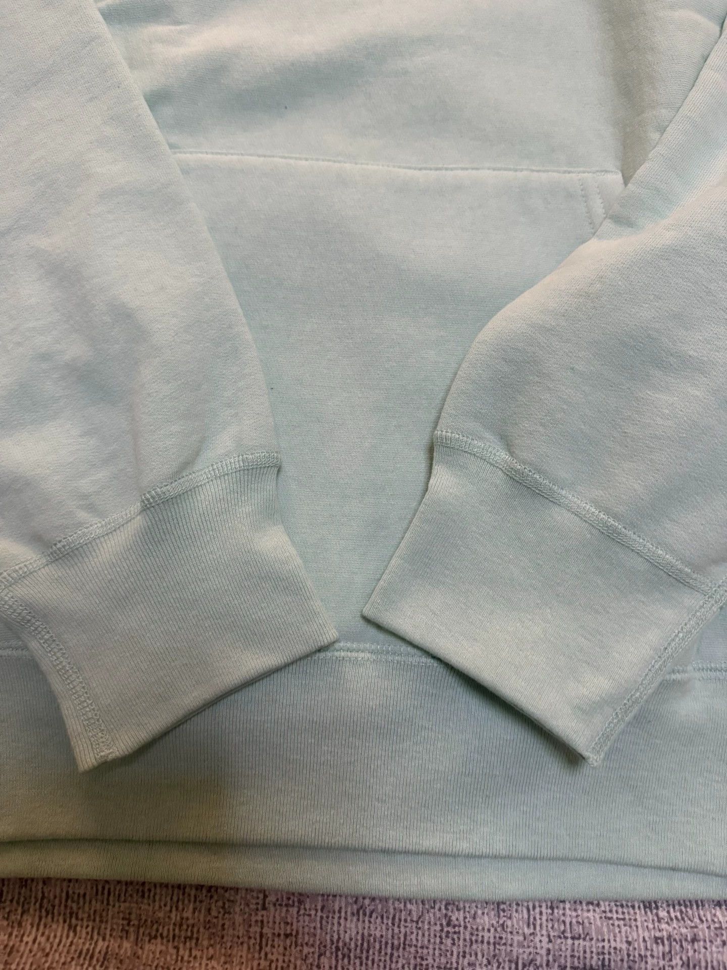 Supreme Supreme FW17 Ice Blue Box Logo Hoodie XL New Size US XL / EU 56 / 4 - 4 Thumbnail