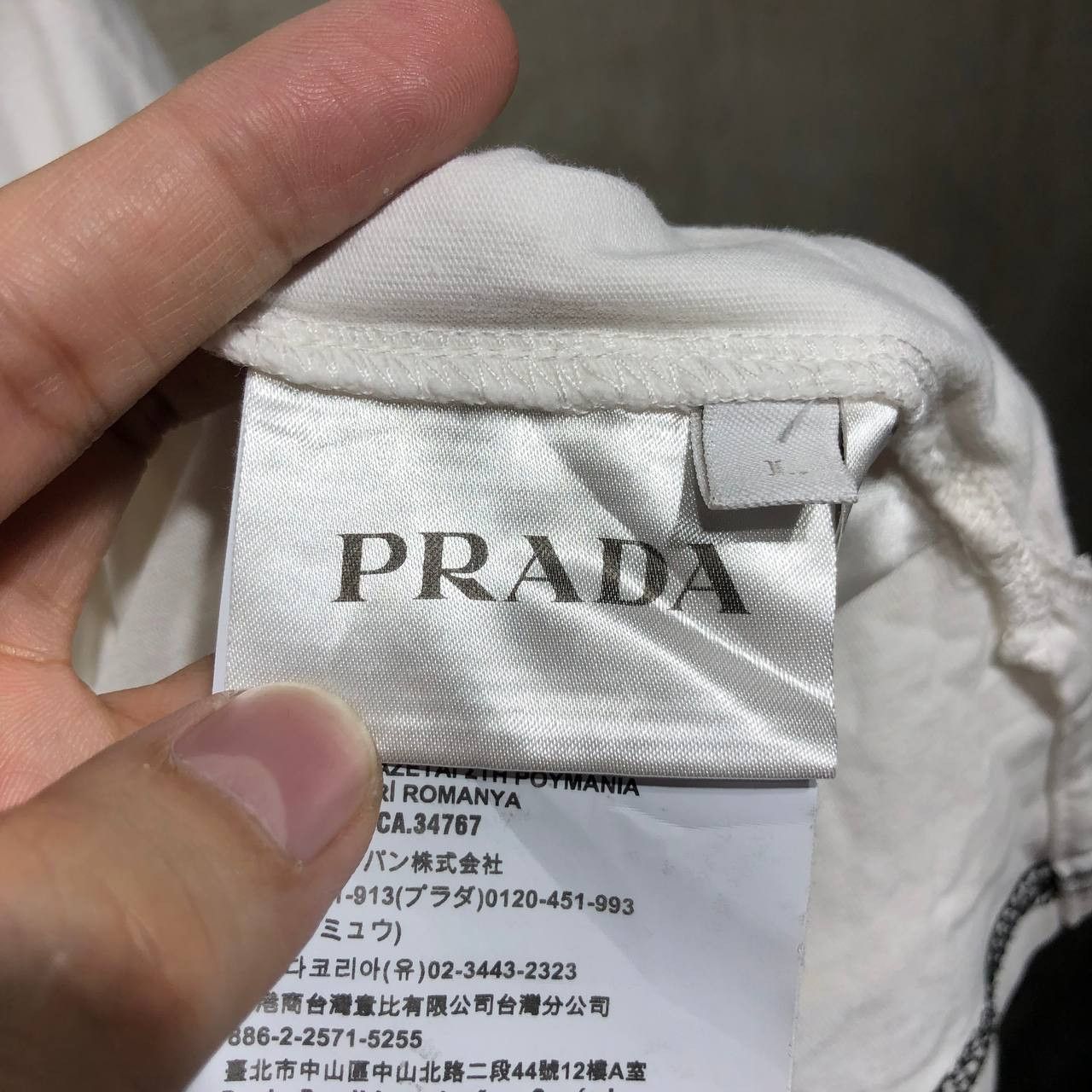 Prada Prada Logo Cotton tee w/ nylon pocket Size US L / EU 52-54 / 3 - 14 Thumbnail