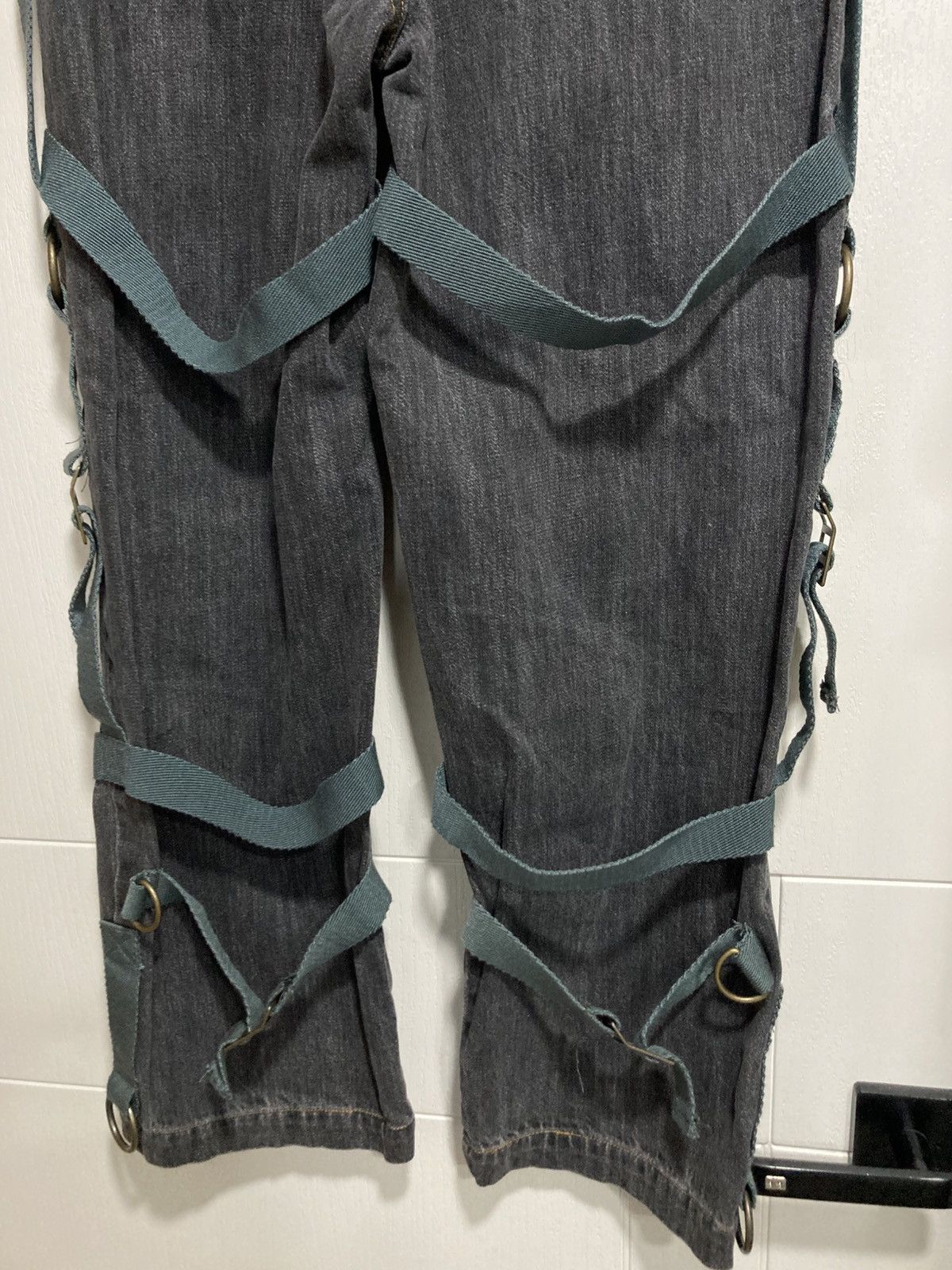 03AW Dolce Gabbana Bondage Denim Pants Archive Jeans