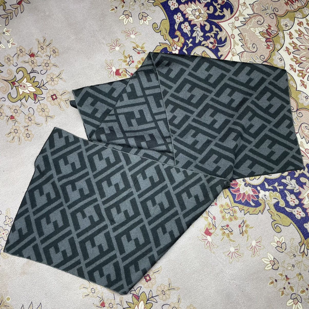 Fendi Fendi Monogram Wool Scarf Size ONE SIZE - 1 Thumbnail
