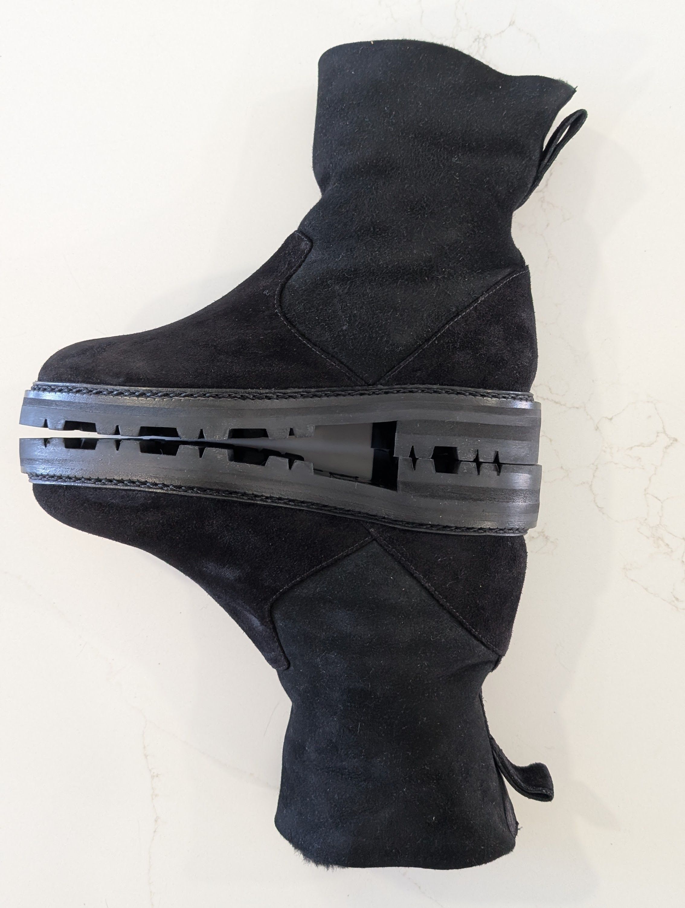 Manolo Blahnik Manolo Blahnik Tomosa Suede Shearling Ankle Boots EU 36 Size US 6 / IT 36 - 12 Thumbnail