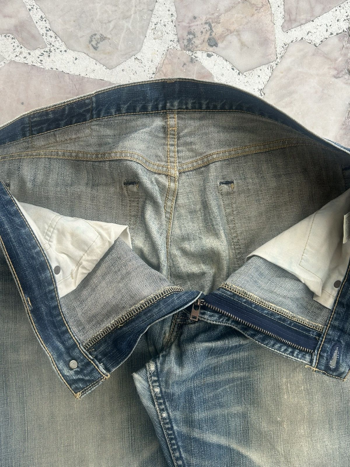 Levi's Levis 503 Vintage Japan Ripped Jeans Size US 36 / EU 52 - 8 Thumbnail