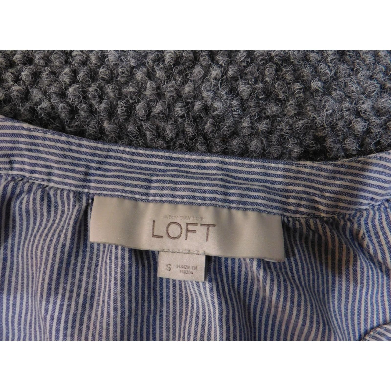 Loft LOFT Ann Taylor Shirt Blouse Womens Small Blue White Stripe V-Neck Long Sleeve Raglan Sleeve, 100% Cotton, Ruffle Accents, Button Cuffs, Curved Hem Size S / US 4 / IT 40 - 5 Thumbnail